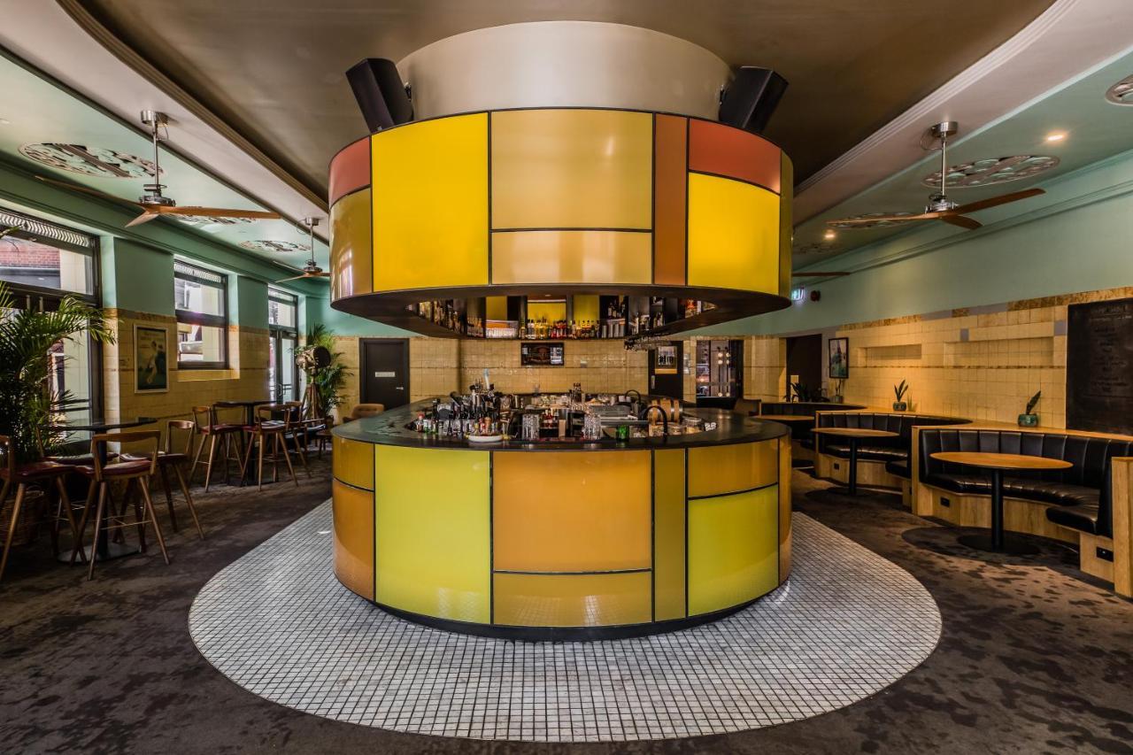 ジ オールド クレア ホテル シドニー エクステリア 写真 The bar at the restaurant